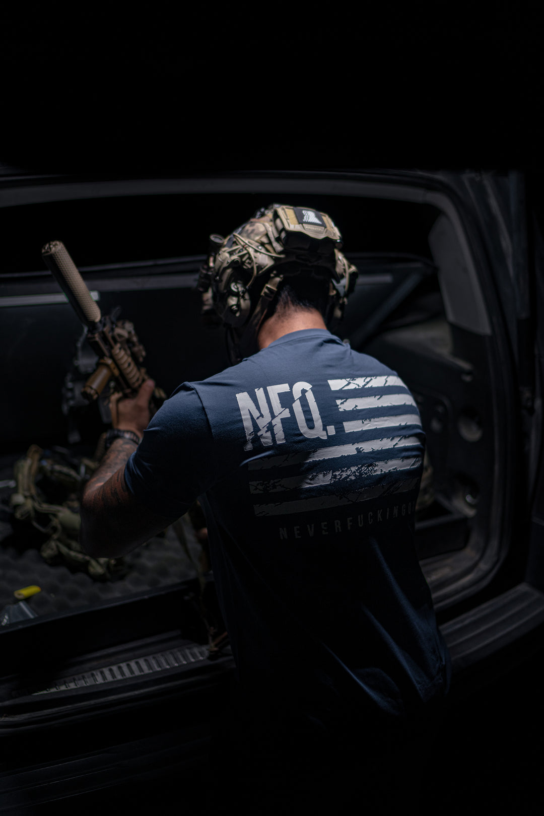 Performance Tee - NFQ Flag Navy